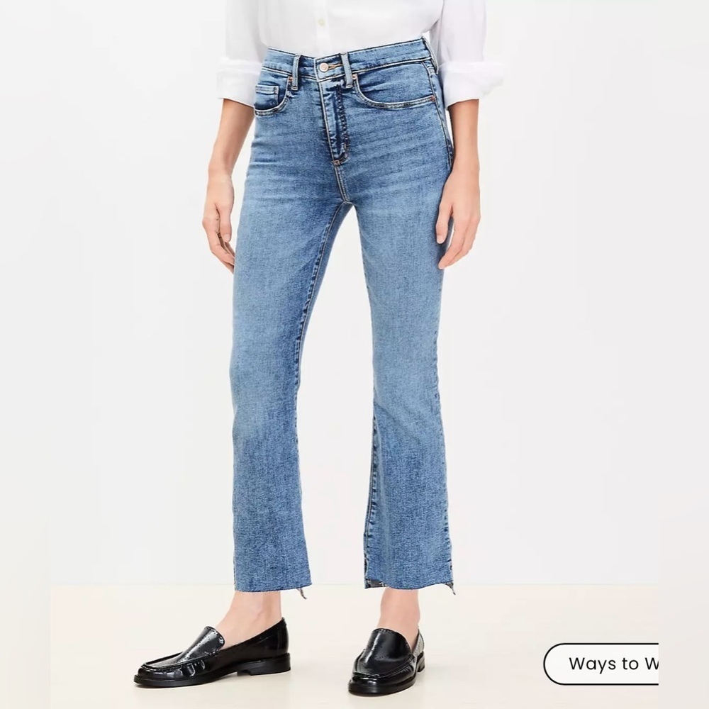 NWT LOFT Step Hem High Rise Kick Crop Jeans in Classic Mid Wash
